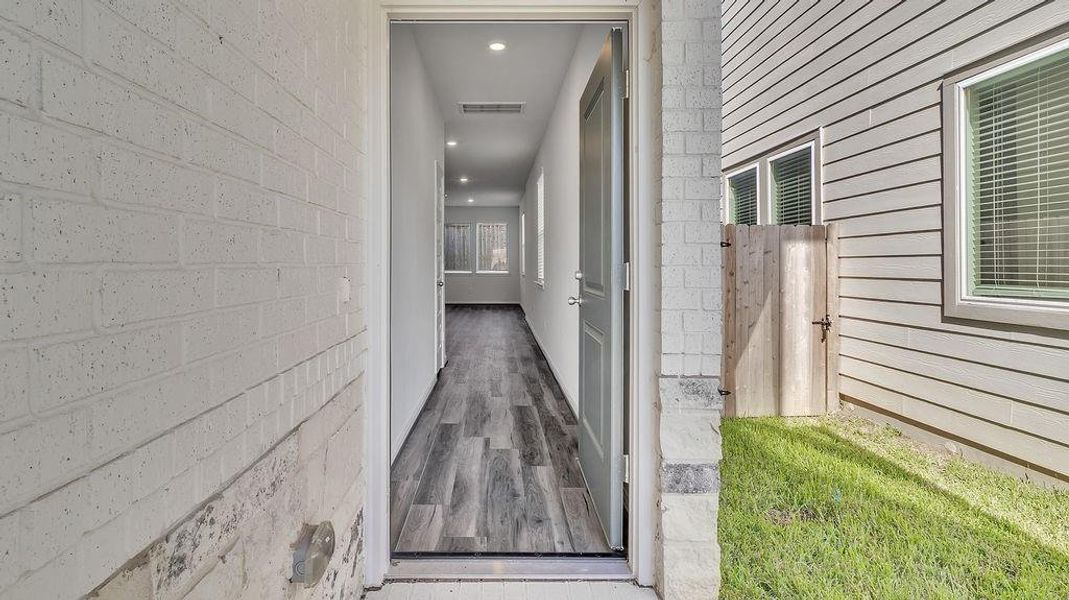 Image 38 of a home in Aldine Pines. Image 38 of a home in Aldine Pines.