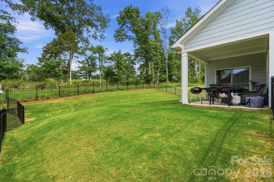 Exterior details and patio area of a home in , Charlotte (Image 29).