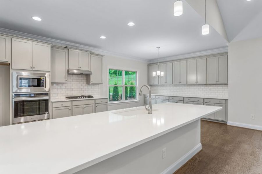 Representative furnished interior of a home built from the Ellington by Keystone Homes NC in Weybridge, Burlington (Image 9). Representative furnished interior of a home built from the Ellington by Keystone Homes NC in Weybridge, Burlington (Image 9).