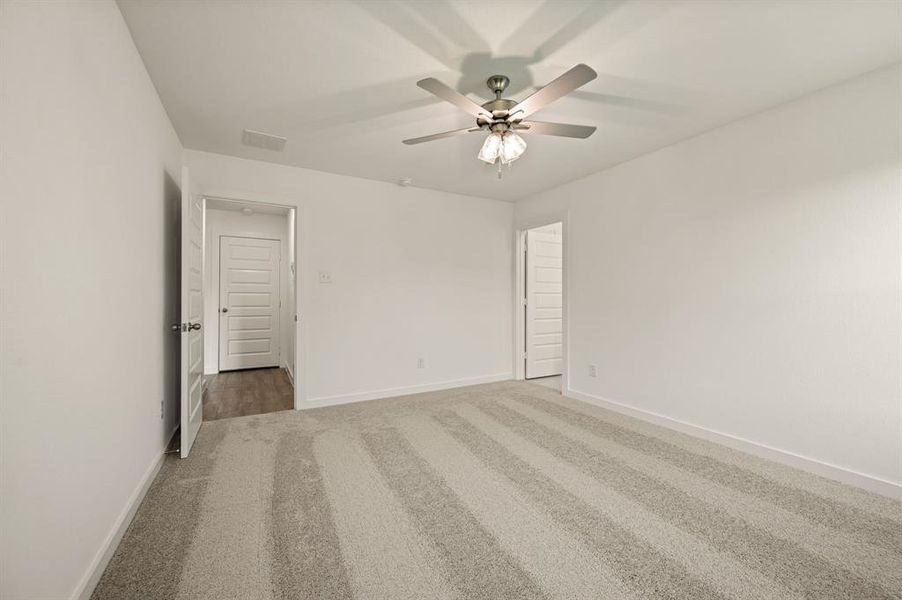 Spacious, unfurnished interior of a new home in Runaway Bay, Runaway Bay (Image 17). Spacious, unfurnished interior of a new home in Runaway Bay, Runaway Bay (Image 17).