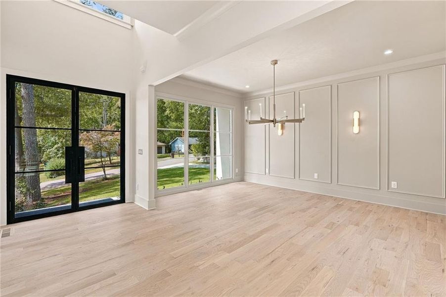 Spacious, unfurnished interior of a new home in , Alpharetta (Image 29).