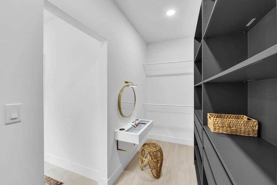 Furnished interior view inside a new home in , Dallas (Image 14).