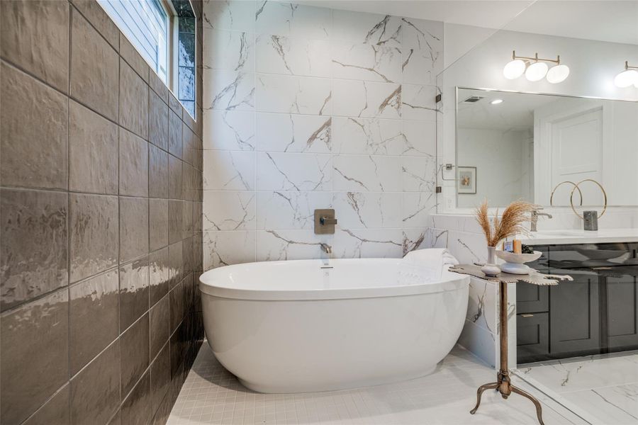 ASK ABOUT CUSTOMIZATION OPTIONS DURING CONSTRUCTION ONLY *MAZZARINO MODEL HOME * PHOTOS MAY SHOW A SIMILAR FLOOR PLAN AND/OR UPGRADED/ALTERNATIVE FINISHES * Please use these photos as a guide *THIS IS AN ACTIVE CONSTRUCTION SITE, BUYERS MUST REQUEST APPOINTMENT TO BE ON PREMISE AT ALL TIMES. ASK ABOUT CUSTOMIZATION OPTIONS DURING CONSTRUCTION ONLY *MAZZARINO MODEL HOME * PHOTOS MAY SHOW A SIMILAR FLOOR PLAN AND/OR UPGRADED/ALTERNATIVE FINISHES * Please use these photos as a guide *THIS IS AN ACTIVE CONSTRUCTION SITE, BUYERS MUST REQUEST APPOINTMENT TO BE ON PREMISE AT ALL TIMES.