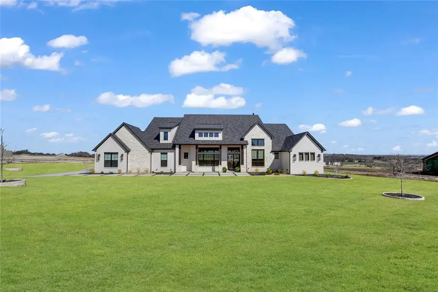 Exterior details and patio area of a home in , Aledo (Image 3).