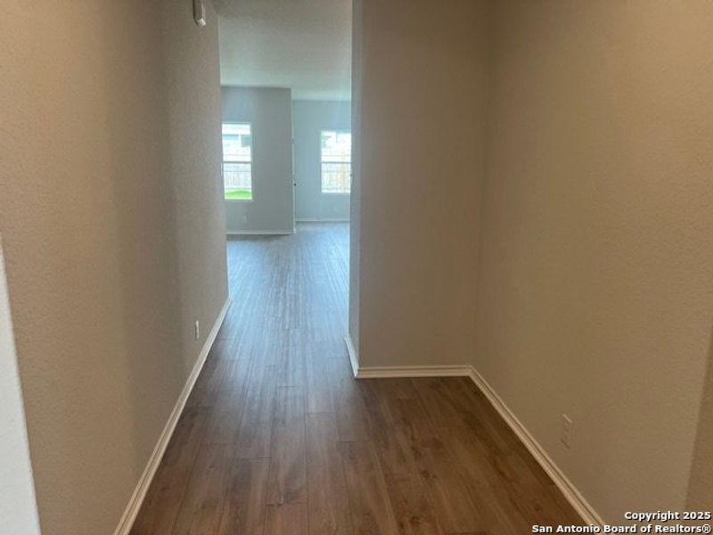 Spacious, unfurnished interior of a new home in Cordova Trails, Seguin (Image 10).