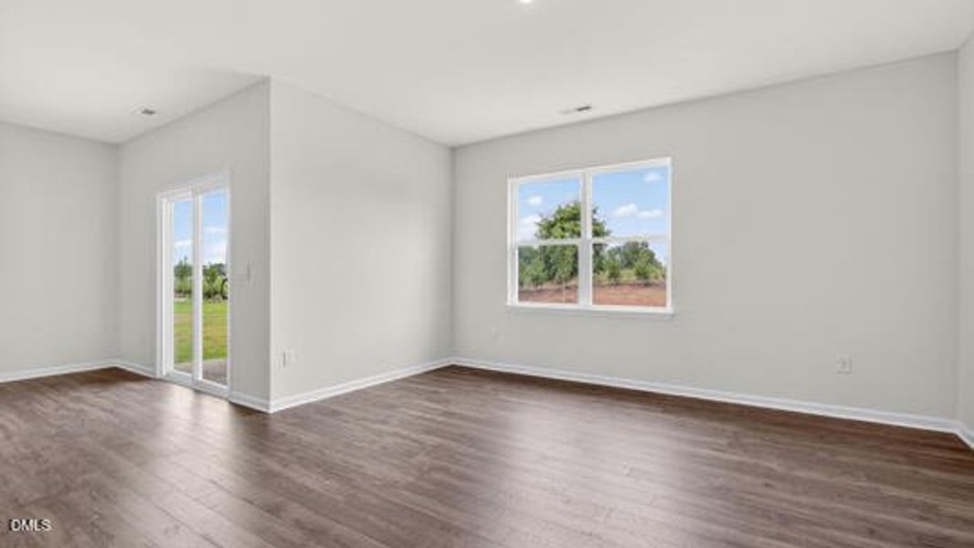 Honeycutt Oaks_Cali Q_56_Gray_NOFP_SPEC-