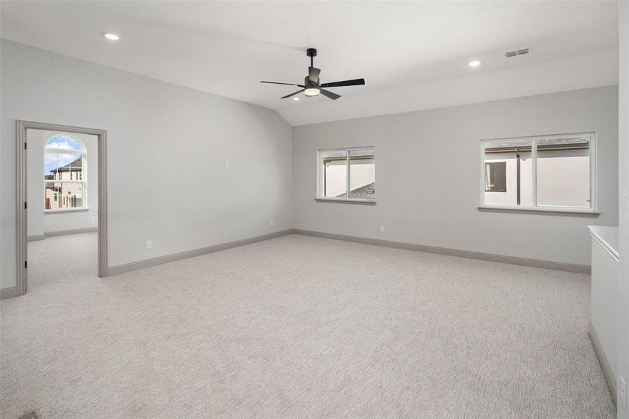 Spacious, unfurnished interior of a new home in , Frisco (Image 24).