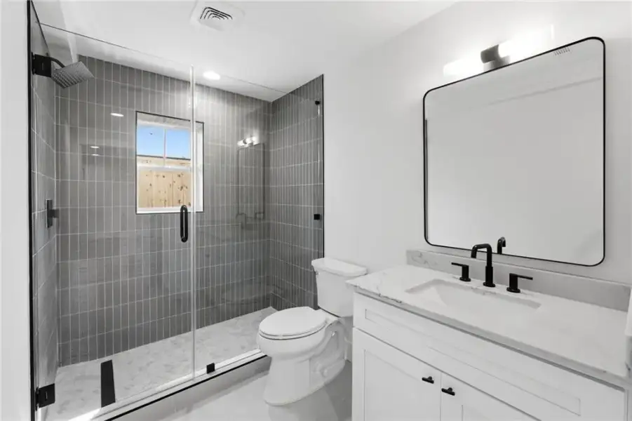 Furnished interior view inside a new home in , Atlanta (Image 45).