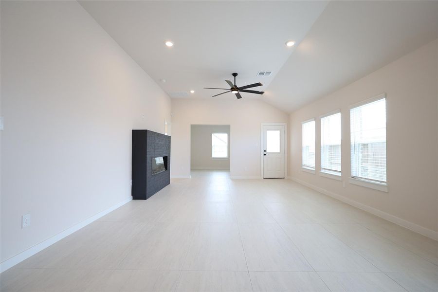 Enjoy high vaulted ceilings.