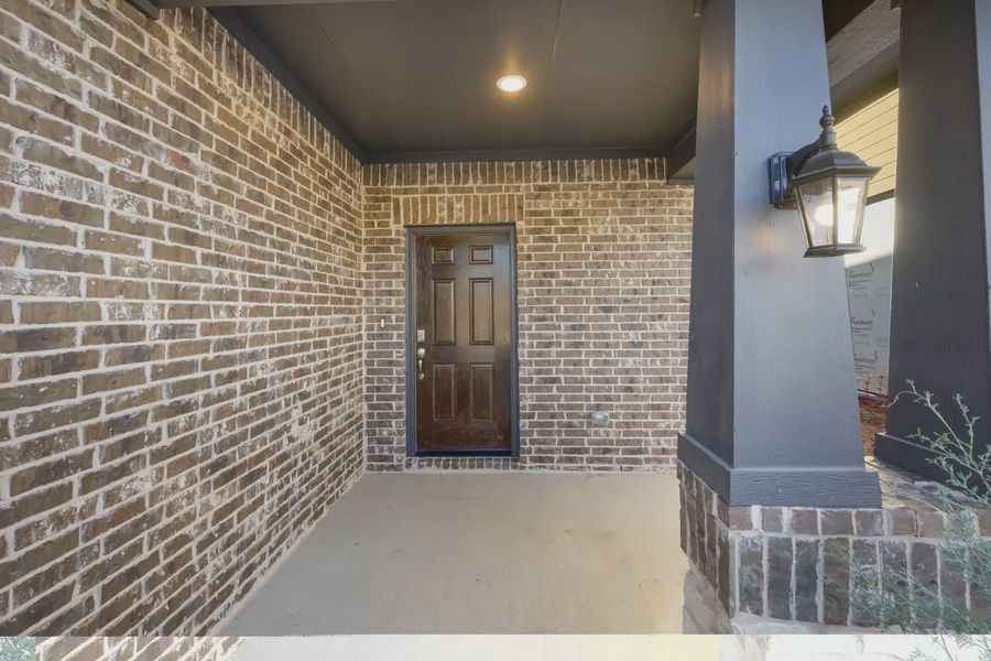 Representative exterior details of a home built from the Charleston by Chesmar Homes in Heartland 40's, Heartland (Image 3).
