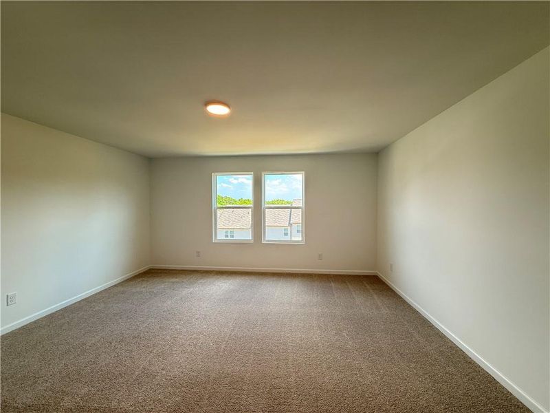 Spacious, unfurnished interior of a new home in Leydenview, Mableton (Image 32).