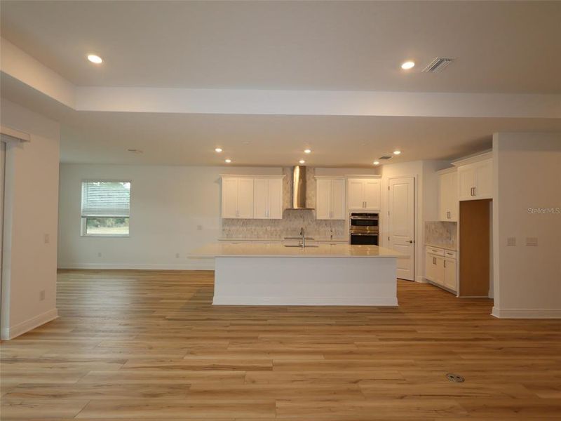 Spacious, unfurnished interior of a new home in Creeks Edge at Twin Rivers, Parrish (Image 16). Spacious, unfurnished interior of a new home in Creeks Edge at Twin Rivers, Parrish (Image 16).