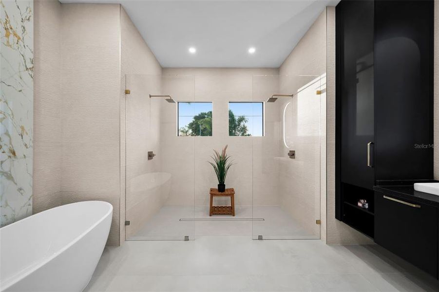 Furnished interior view inside a new home in , Cape Coral (Image 17).