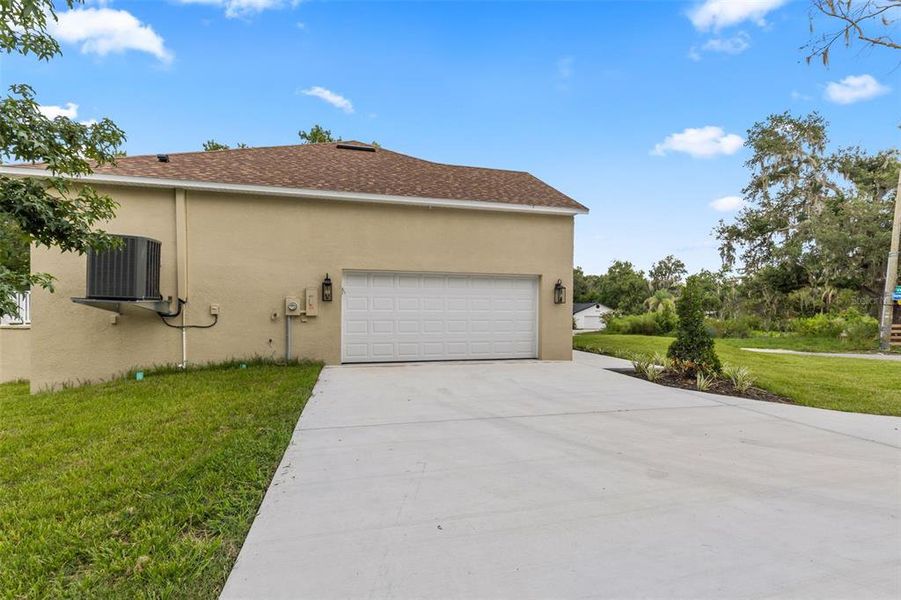 Front exterior of a new home in , Riverview, FL, highlighting curb appeal (Image 33). Front exterior of a new home in , Riverview, FL, highlighting curb appeal (Image 33).