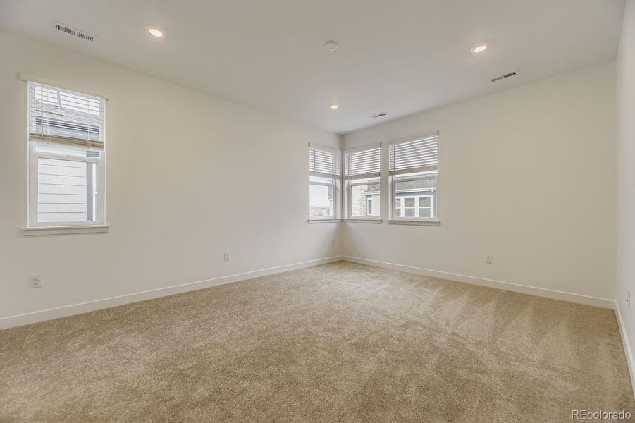 Spacious, unfurnished interior of a new home in Vermilion Creek: The Skyline Collection, Centennial (Image 13). Spacious, unfurnished interior of a new home in Vermilion Creek: The Skyline Collection, Centennial (Image 13).