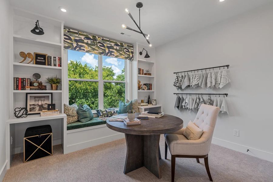 The Ballentine Bedroom 5