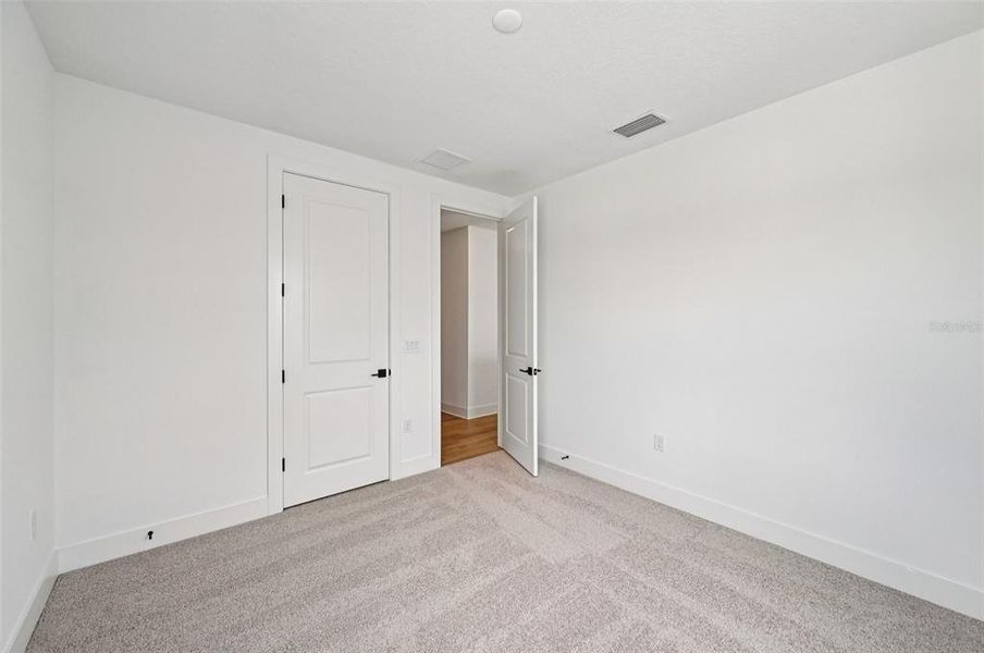 Spacious, unfurnished interior of a new home in Biscayne Landing at Seaire, Parrish (Image 29).