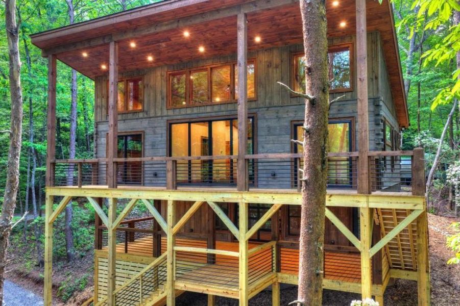 Exterior details and patio area of a home in , Blue Ridge (Image 31).
