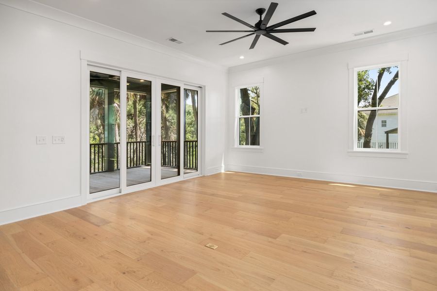 Spacious, unfurnished interior of a new home in , Edisto Island (Image 26). Spacious, unfurnished interior of a new home in , Edisto Island (Image 26).