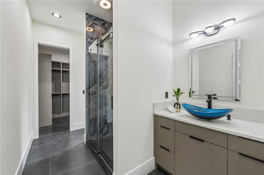 Furnished interior view inside a new home in , Hoschton (Image 45).