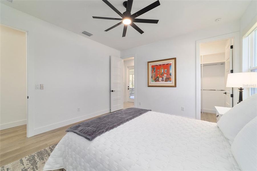 Furnished interior view inside a new home in , Belleview (Image 71).