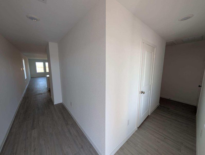 Not actual home, pictures representative of same elevation* Not actual home, pictures representative of same elevation*