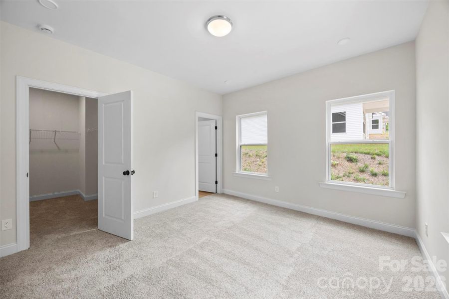 Spacious, unfurnished interior of a new home in , Kings Mountain (Image 17). Spacious, unfurnished interior of a new home in , Kings Mountain (Image 17).