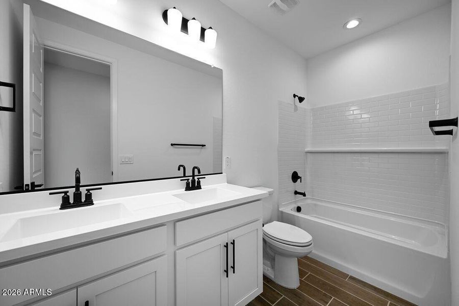 hj-az-phoenix-lucero-sandstone-lot-61-ba hj-az-phoenix-lucero-sandstone-lot-61-ba