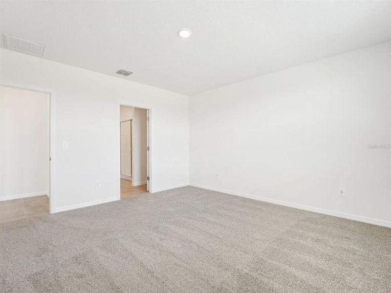 Spacious, unfurnished interior of a new home in Benton Hills - Classic Series, Brooksville (Image 24).