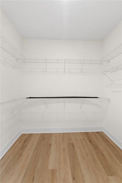 Spacious, unfurnished interior of a new home in , Webster (Image 32).