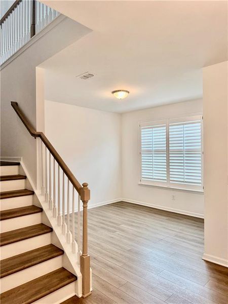 Spacious, unfurnished interior of a new home in Creekside, Dawsonville (Image 24).