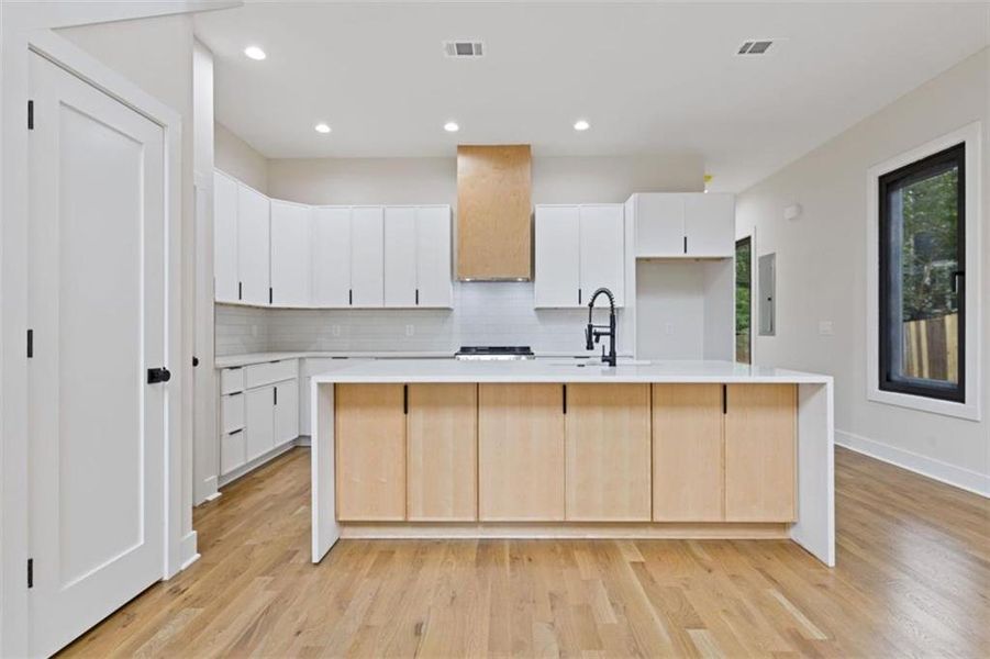 Furnished interior view inside a new home in , Atlanta (Image 12).