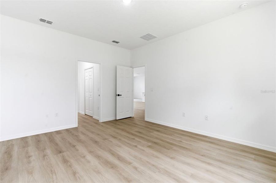 Spacious, unfurnished interior of a new home in , Haines City (Image 19). Spacious, unfurnished interior of a new home in , Haines City (Image 19).