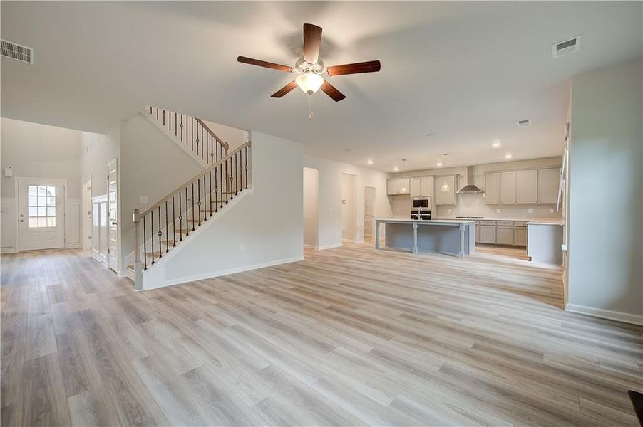 Spacious, unfurnished interior of a new home in Trinity Park, McDonough (Image 12).