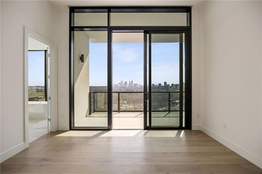 Spacious, unfurnished interior of a new home in The Dillon Buckhead, Atlanta (Image 36).