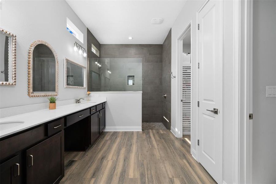 Furnished interior view inside a new home in Oakmont, Gainesville (Image 12).