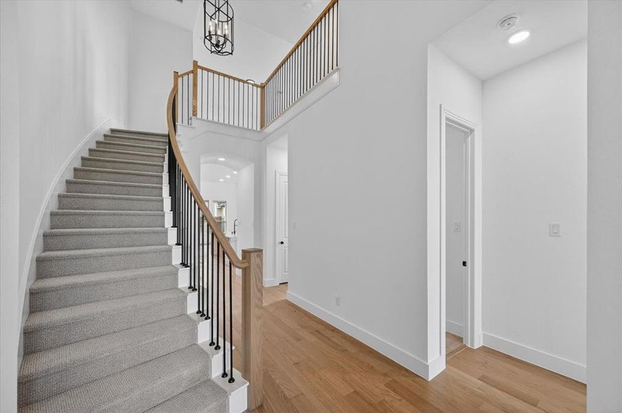 Spacious, unfurnished interior of a new home in Cambridge Crossing, Celina (Image 17).