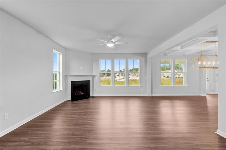 Spacious, unfurnished interior of a new home in Fieldstone, Lexington (Image 19).
