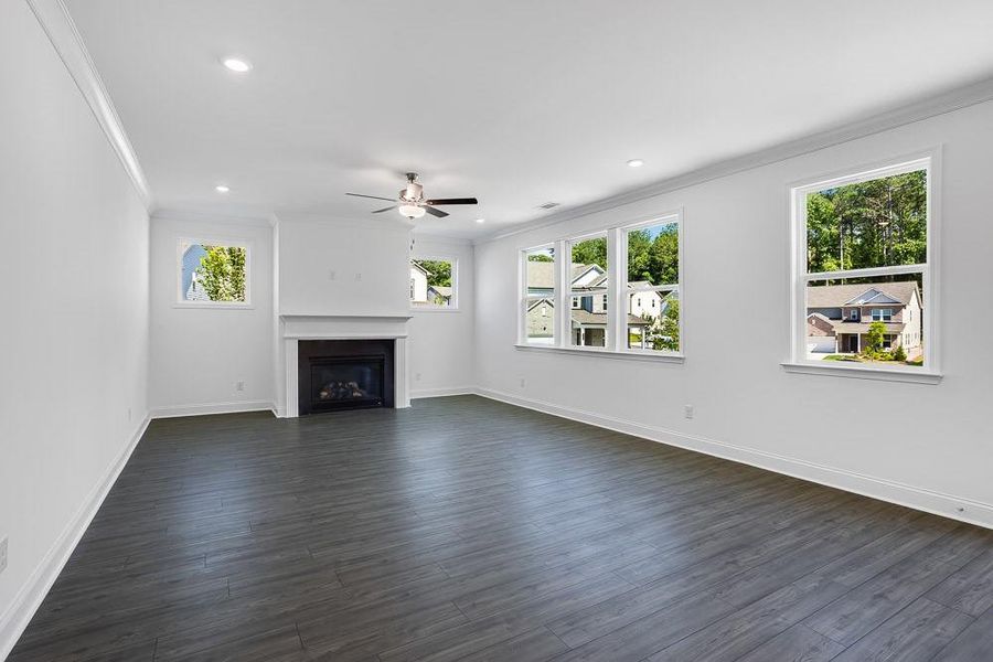 Spacious, unfurnished interior of a new home in Auburn Glen, Dacula (Image 19).