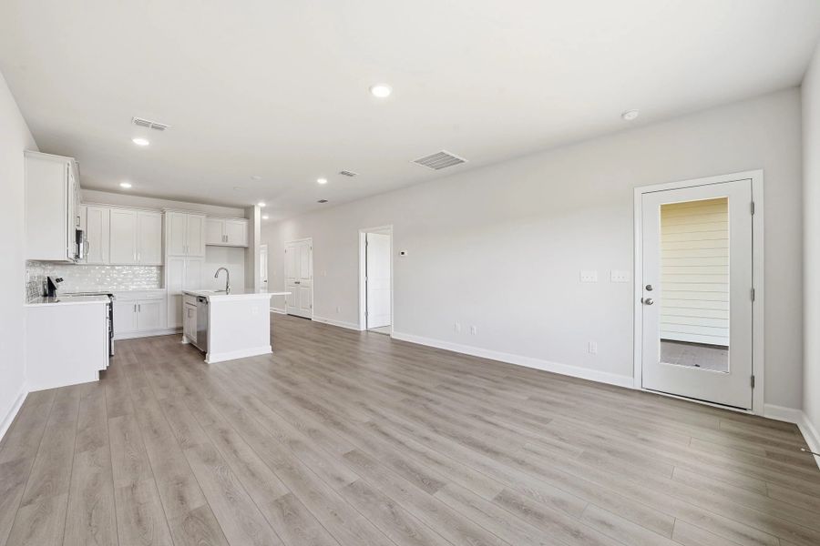Spacious, unfurnished interior of a new home in Blue Heron Retreat, Little River (Image 12).