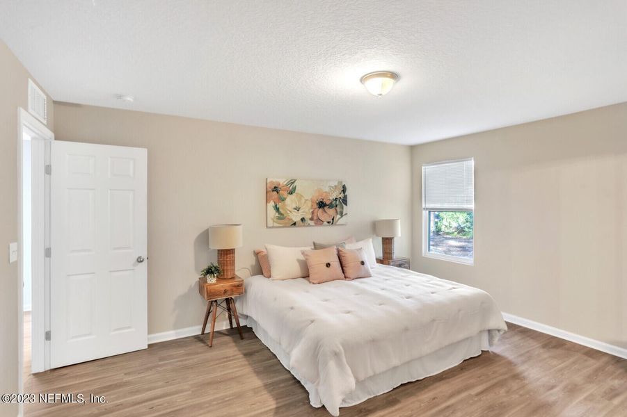 Furnished interior view inside a new home in , Jacksonville (Image 10).