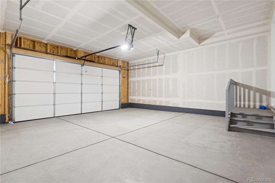 Spacious, unfurnished interior of a new home in Storytellers at Lyric, Lone Tree (Image 22).