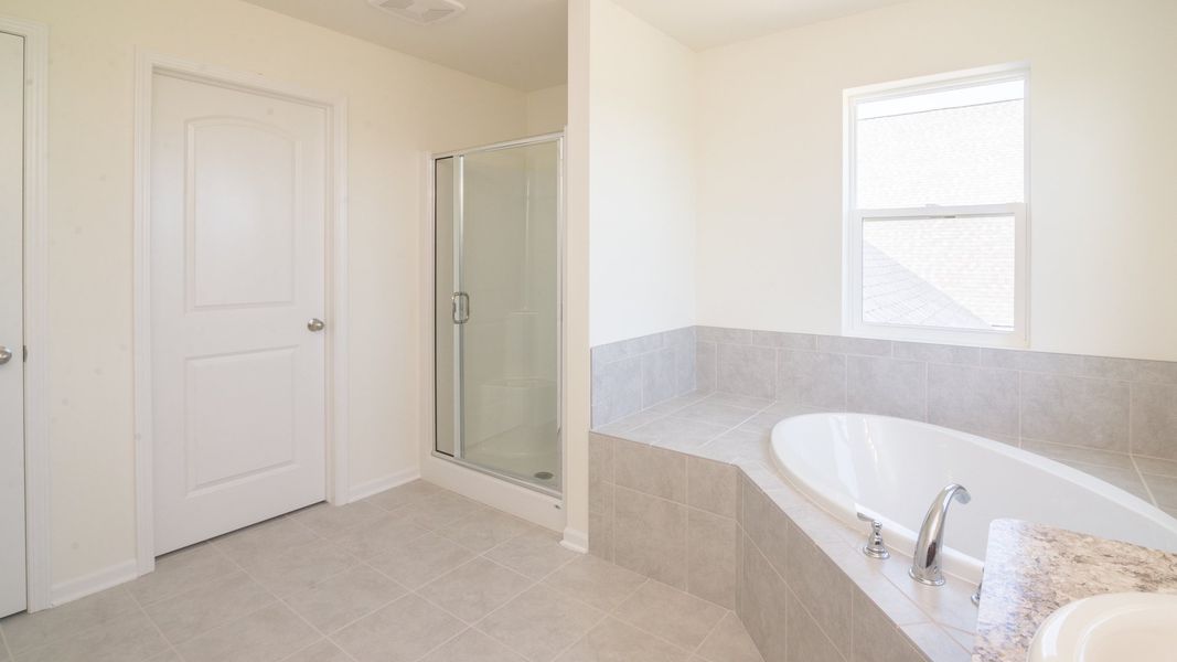 Representative furnished interior of a home built from the The Briarhaven III Side Entry by Norfolk Homes in Fosdick Glen of Saline, Saline (Image 33).