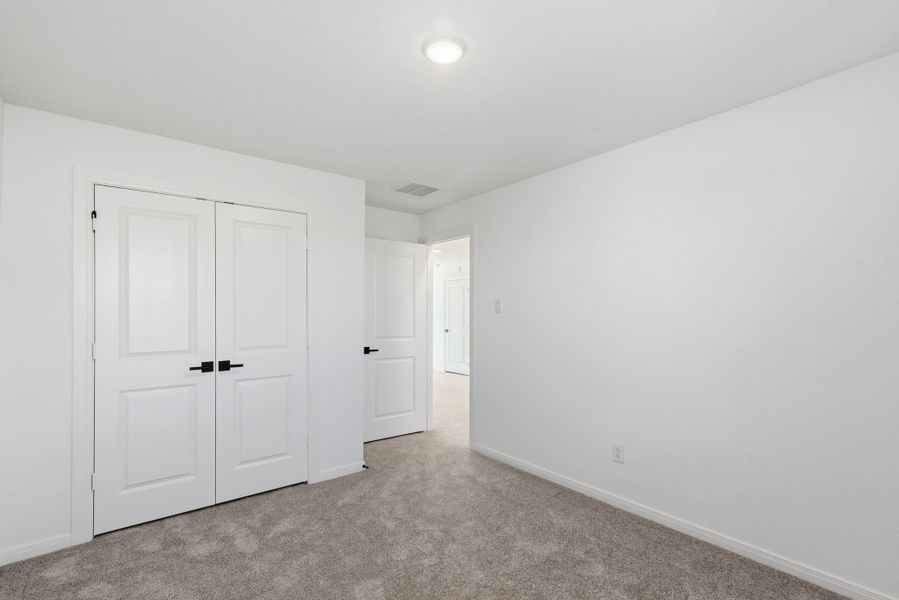 Spacious, unfurnished interior of a new home in Jordan Ranch 45' Homesites, Fulshear (Image 23).