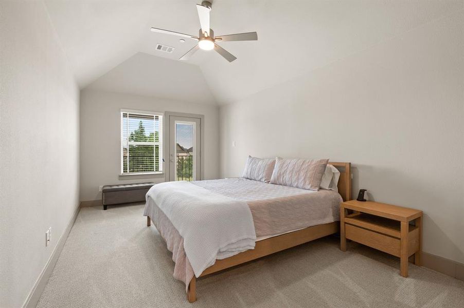 Furnished interior view inside a new home in , Farmers Branch (Image 34).