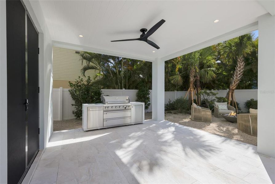 Exterior details and patio area of a home in , Anna Maria (Image 28).
