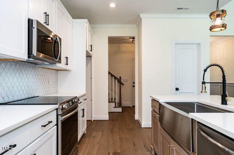 015-680x453-kitchen