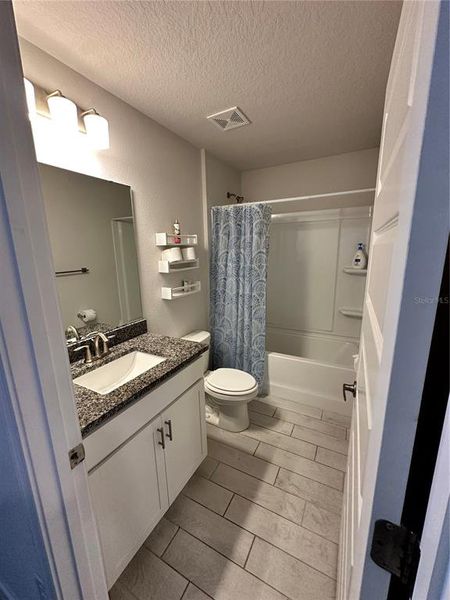 Furnished interior view inside a new home in Abbey Glen, Dade City (Image 28).