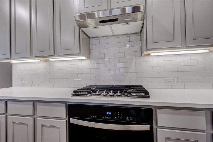 17_IMG_8240_4_6_7_8IMG_8240_4_6_7_8_mls