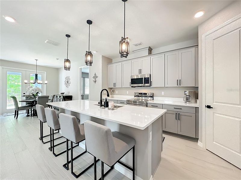 Furnished interior view inside a new home in , Clermont (Image 36).